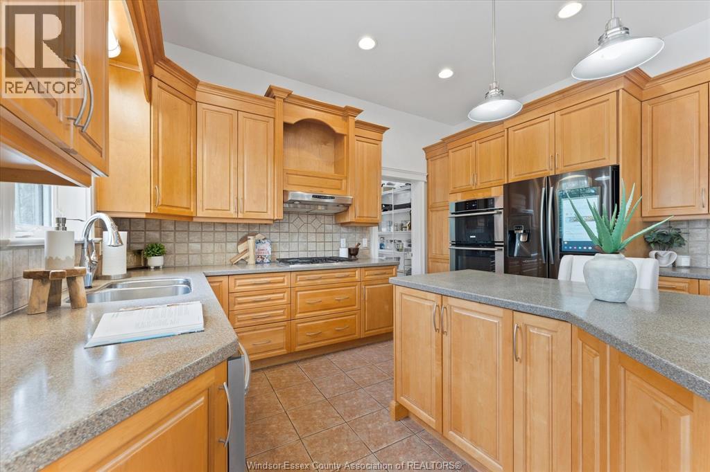 476 Mei Lin CRESCENT - 10