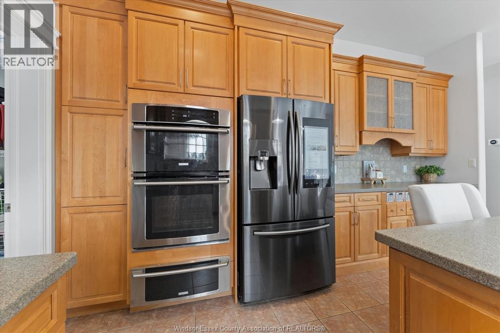 476 Mei Lin CRESCENT - Image 11