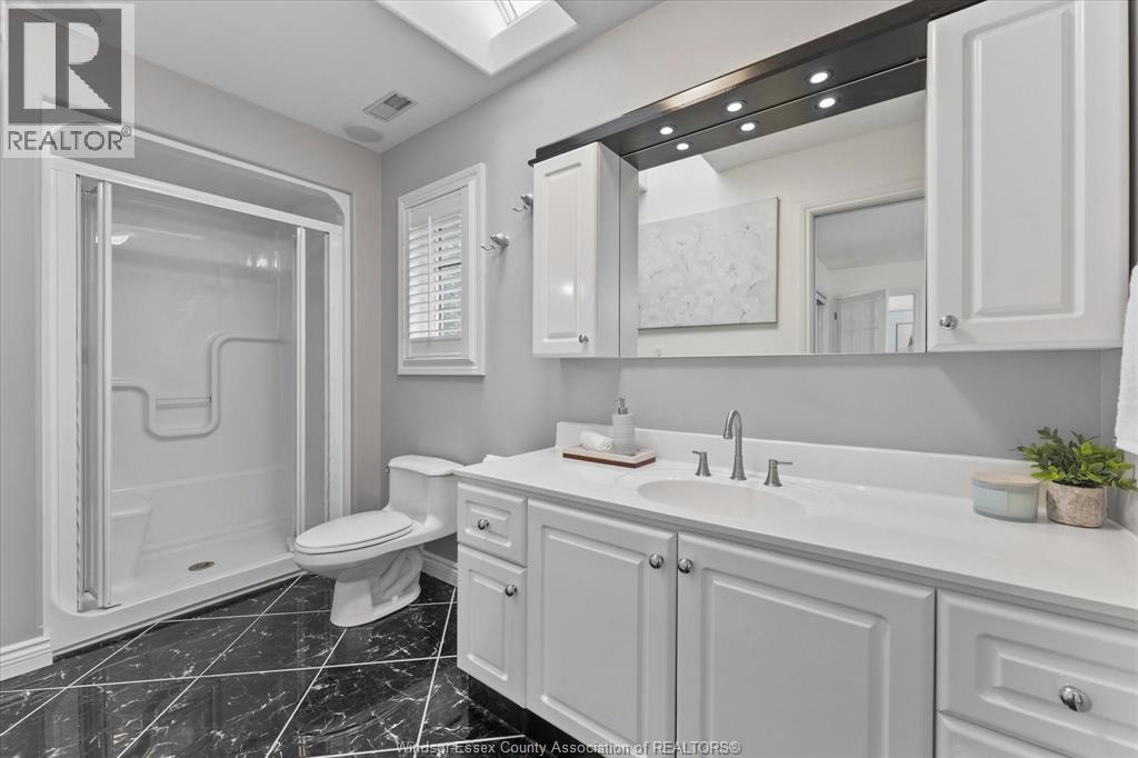 476 Mei Lin CRESCENT - Image 27