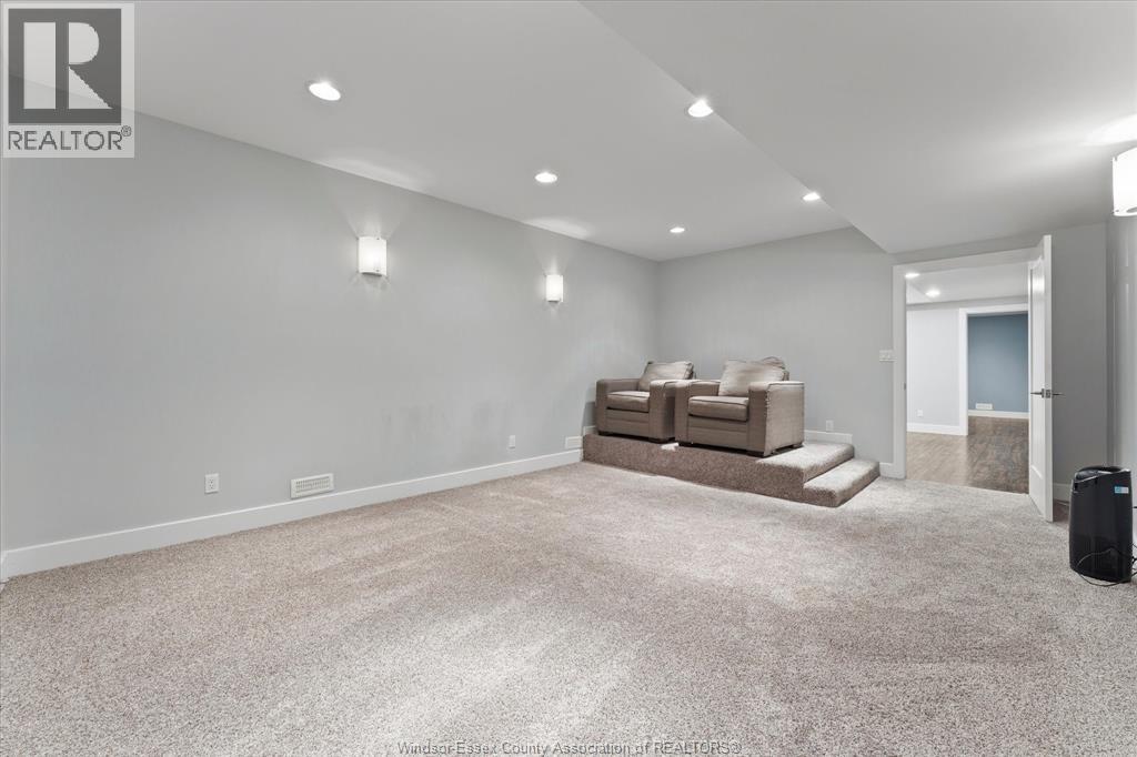 476 Mei Lin CRESCENT - Image 29
