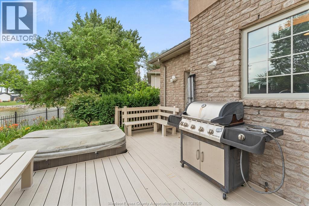 476 Mei Lin CRESCENT - Image 34