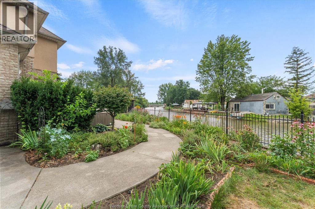 476 Mei Lin CRESCENT - 35