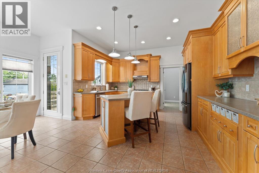 476 Mei Lin CRESCENT - 8