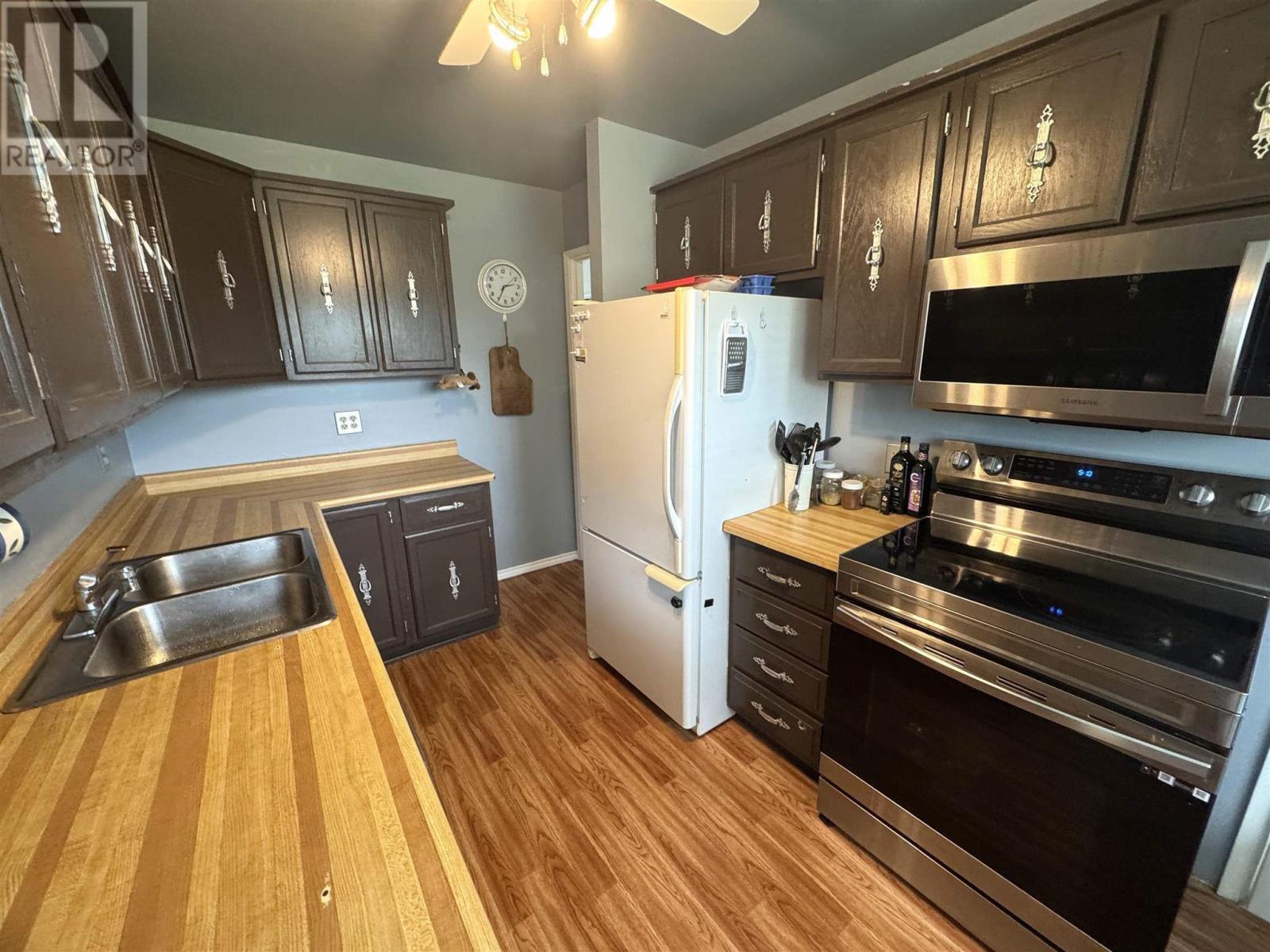 10 Blackwell RD - 14