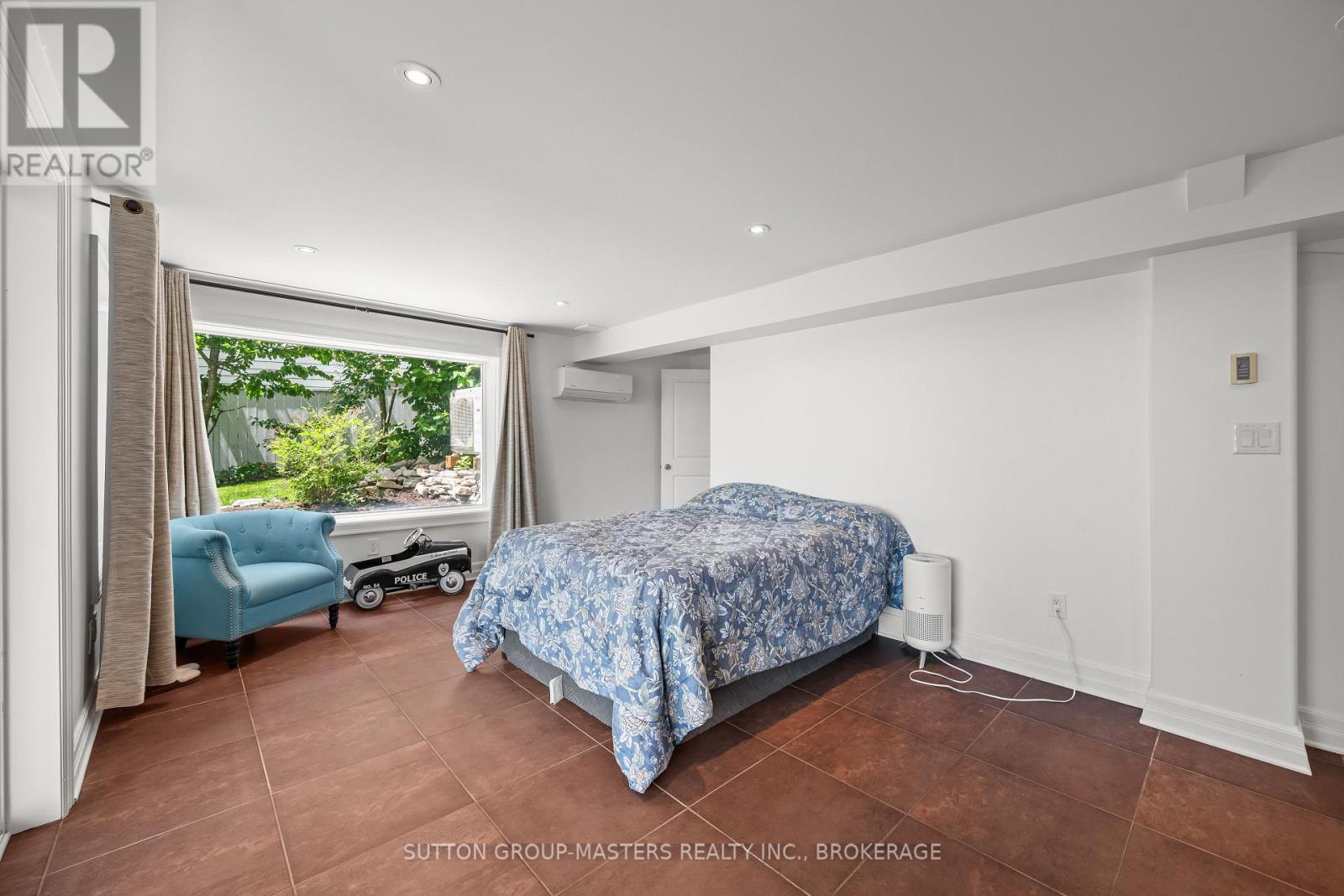 4412 BATH ROAD - 27