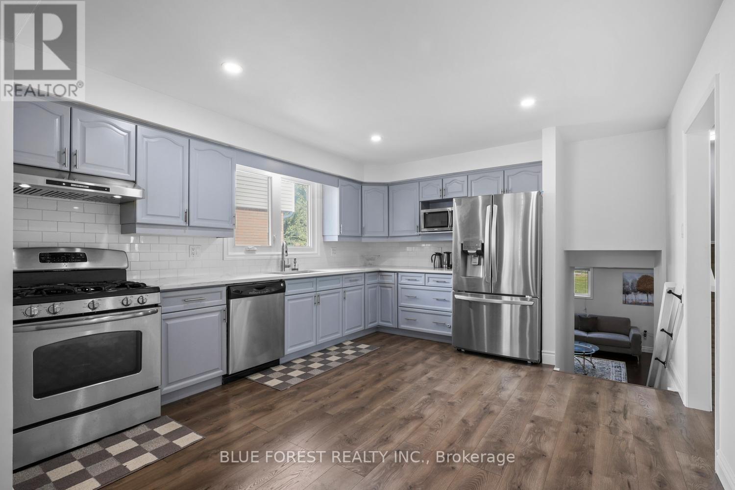 55 ARCHER CRESCENT - 12