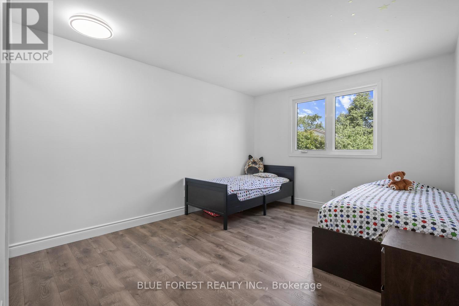 55 ARCHER CRESCENT - 21