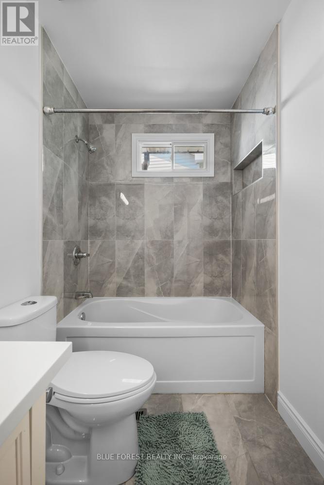 55 ARCHER CRESCENT - 24