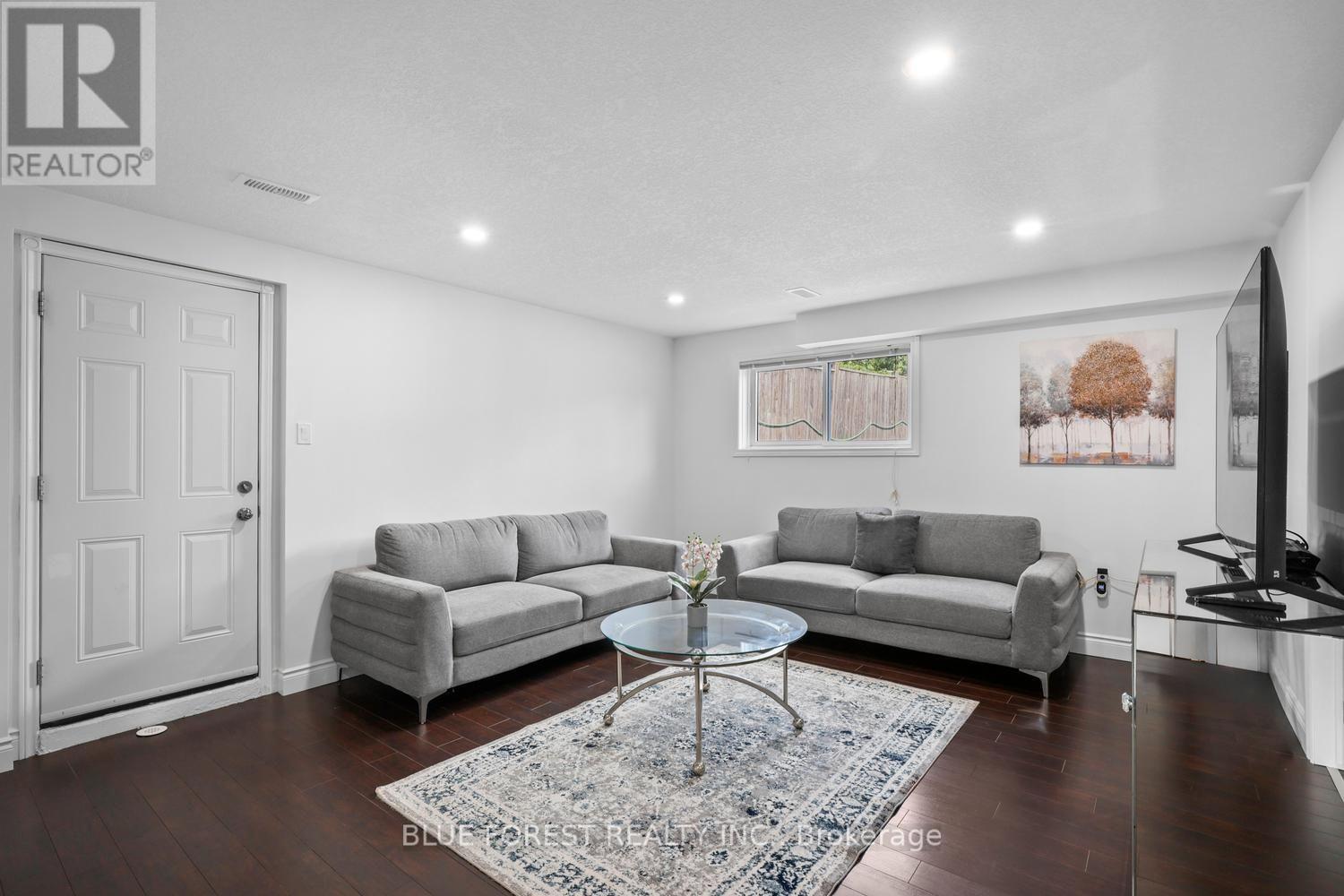 55 ARCHER CRESCENT - 25