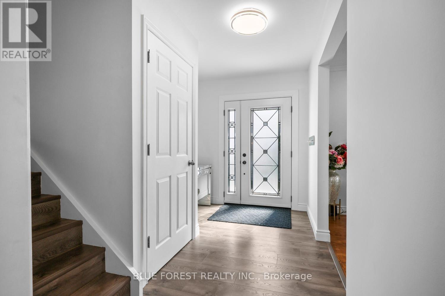 55 ARCHER CRESCENT - 5