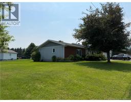 Living room - 19 Boucher Street, Saint Jacques, NB E7B1B9 Photo 9