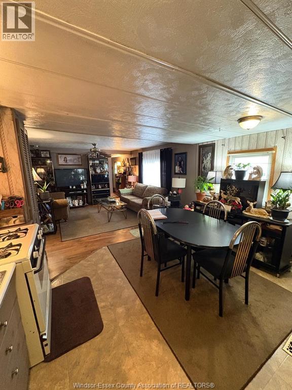 80 SUNCREST DRIVE - 12