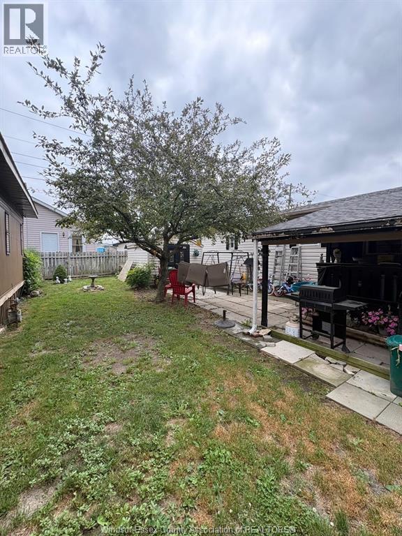 80 SUNCREST DRIVE - 44