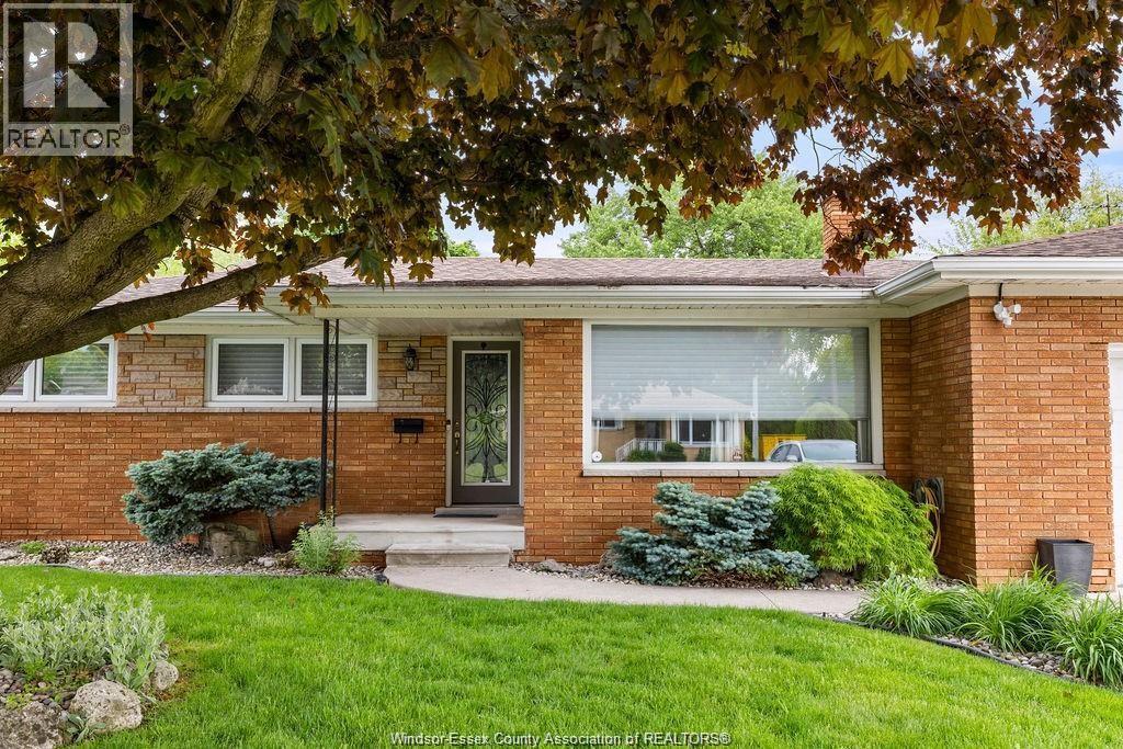 1670 CAMPBELL AVENUE - 2