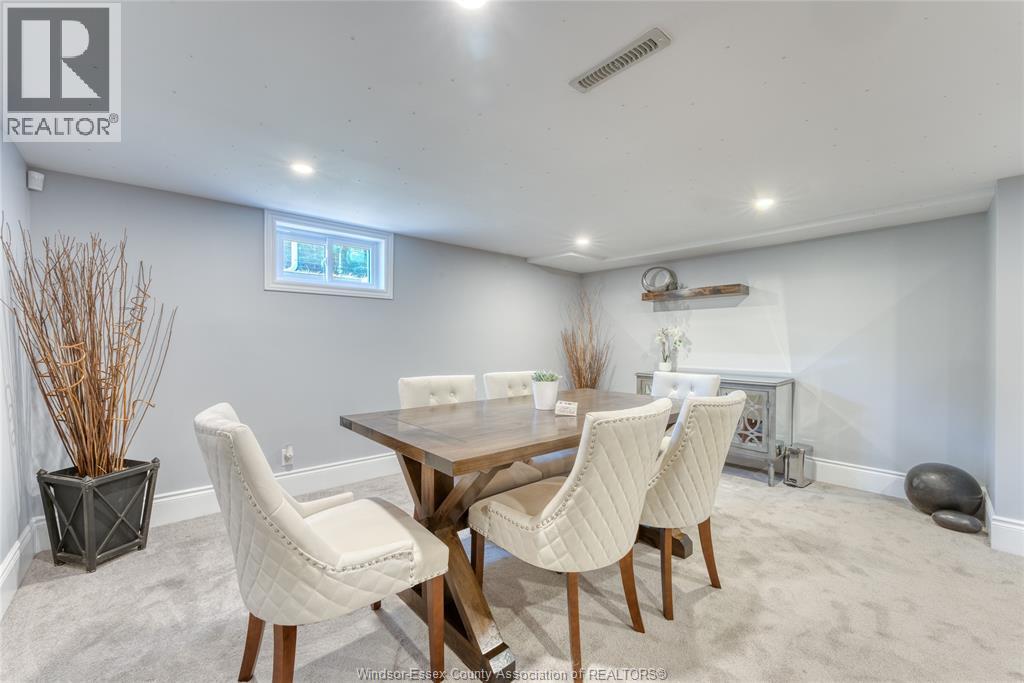 11 MARGARET - Image 35