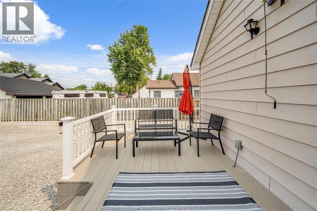 518 ARQUETTE AVENUE - Image 31