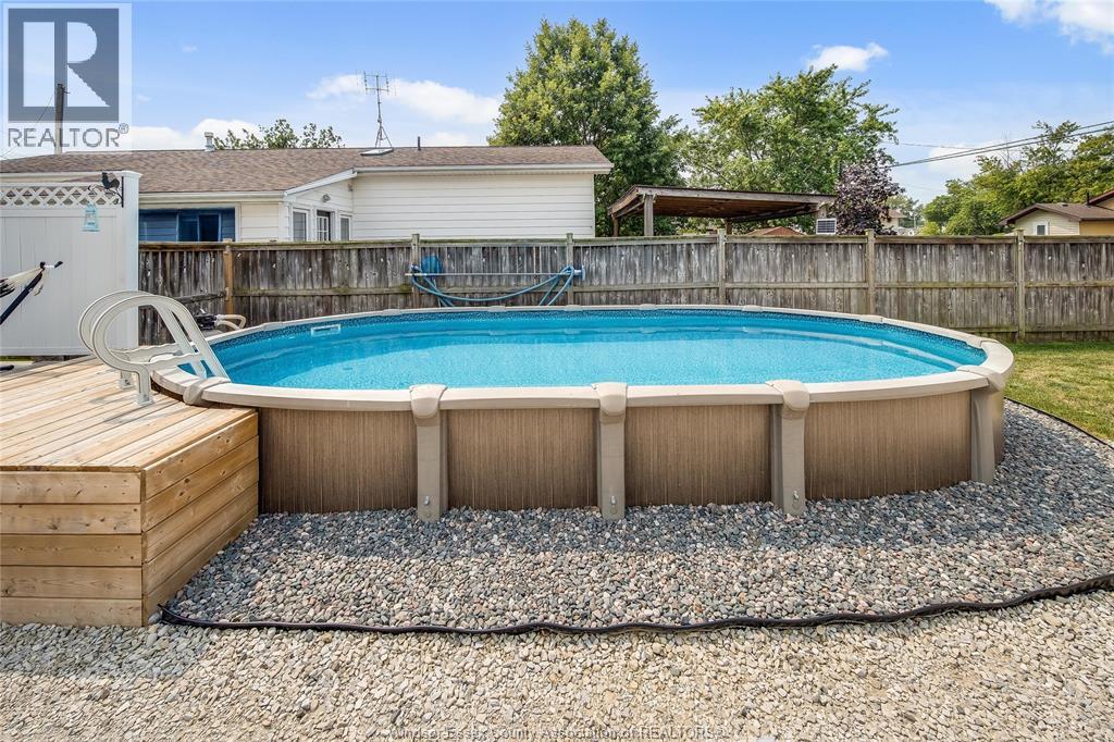 518 ARQUETTE AVENUE - 33