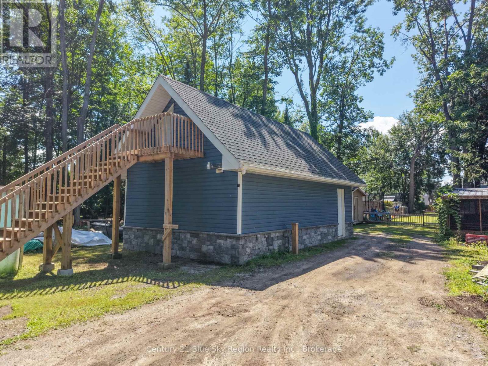 554 LAKESHORE DRIVE - Image 28