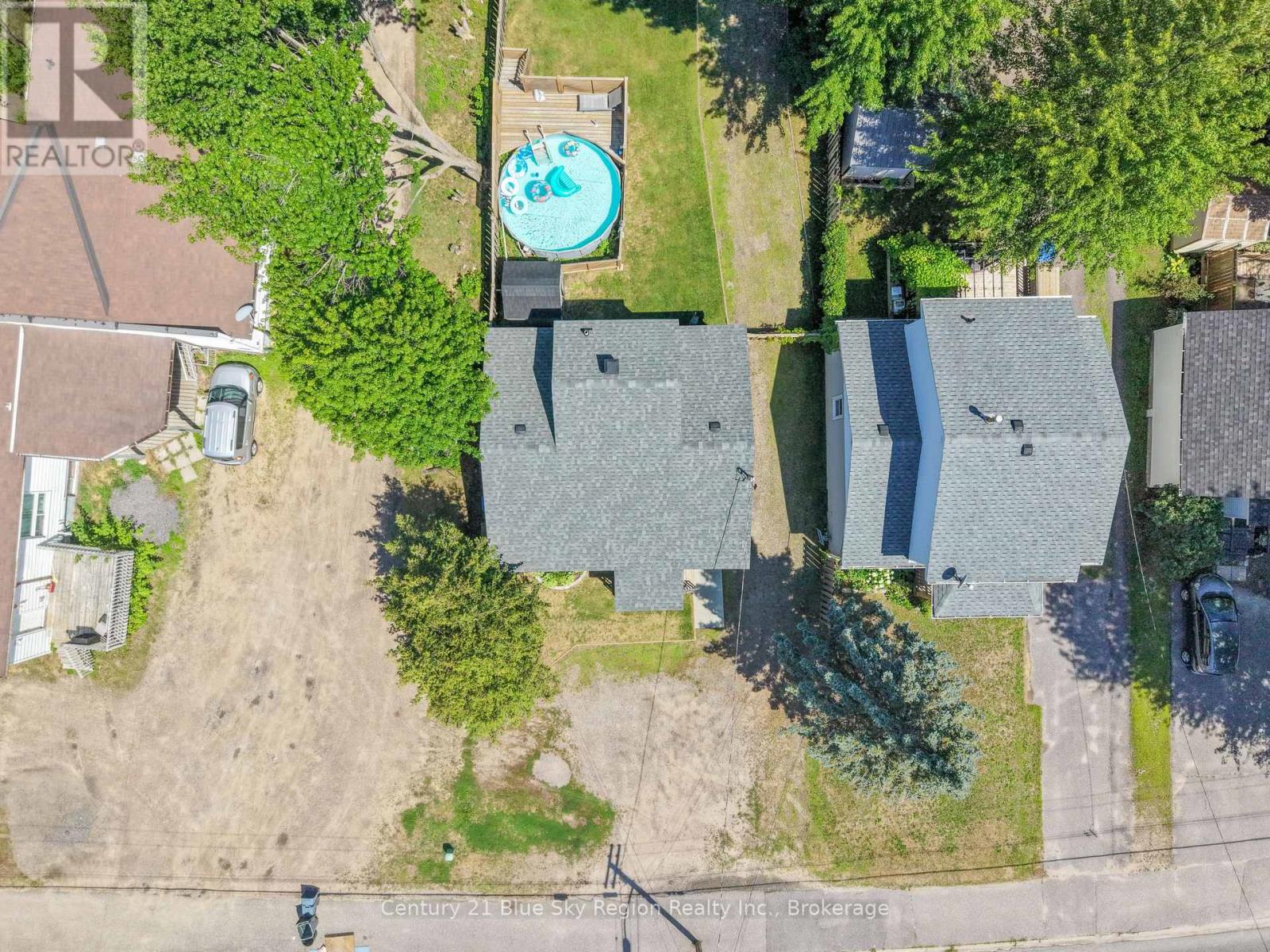 554 LAKESHORE DRIVE - Image 3
