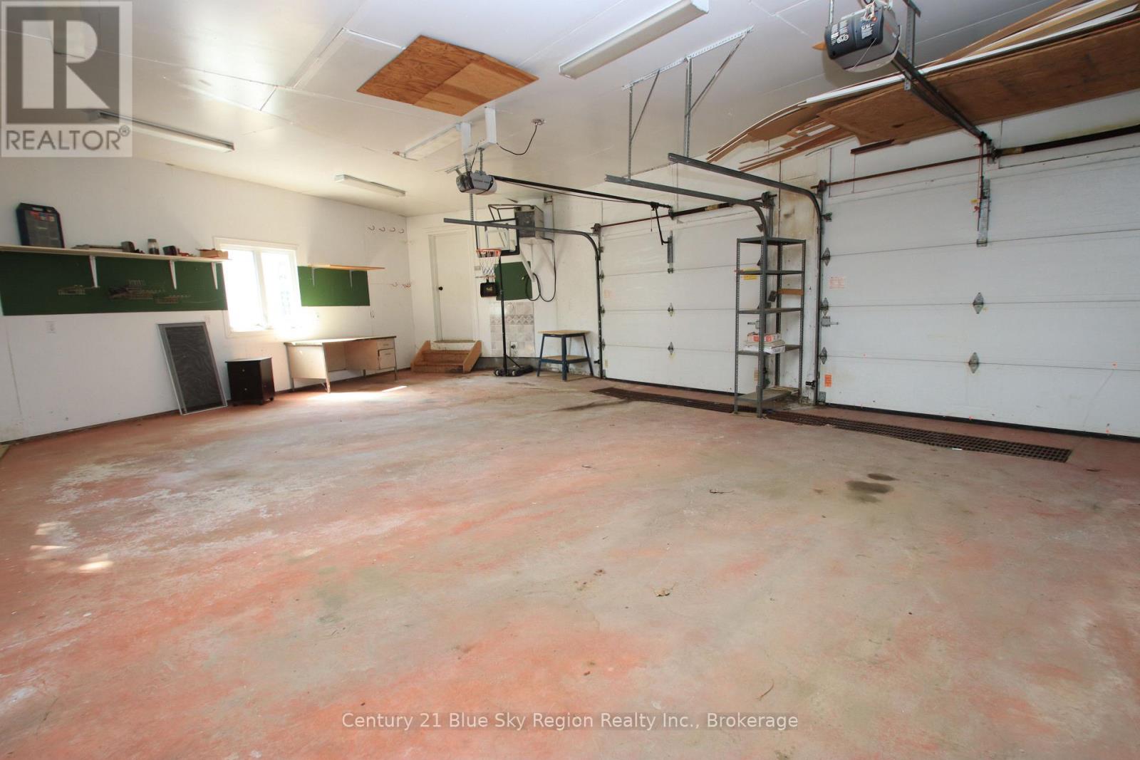 25 MEADOW DRIVE - Image 17