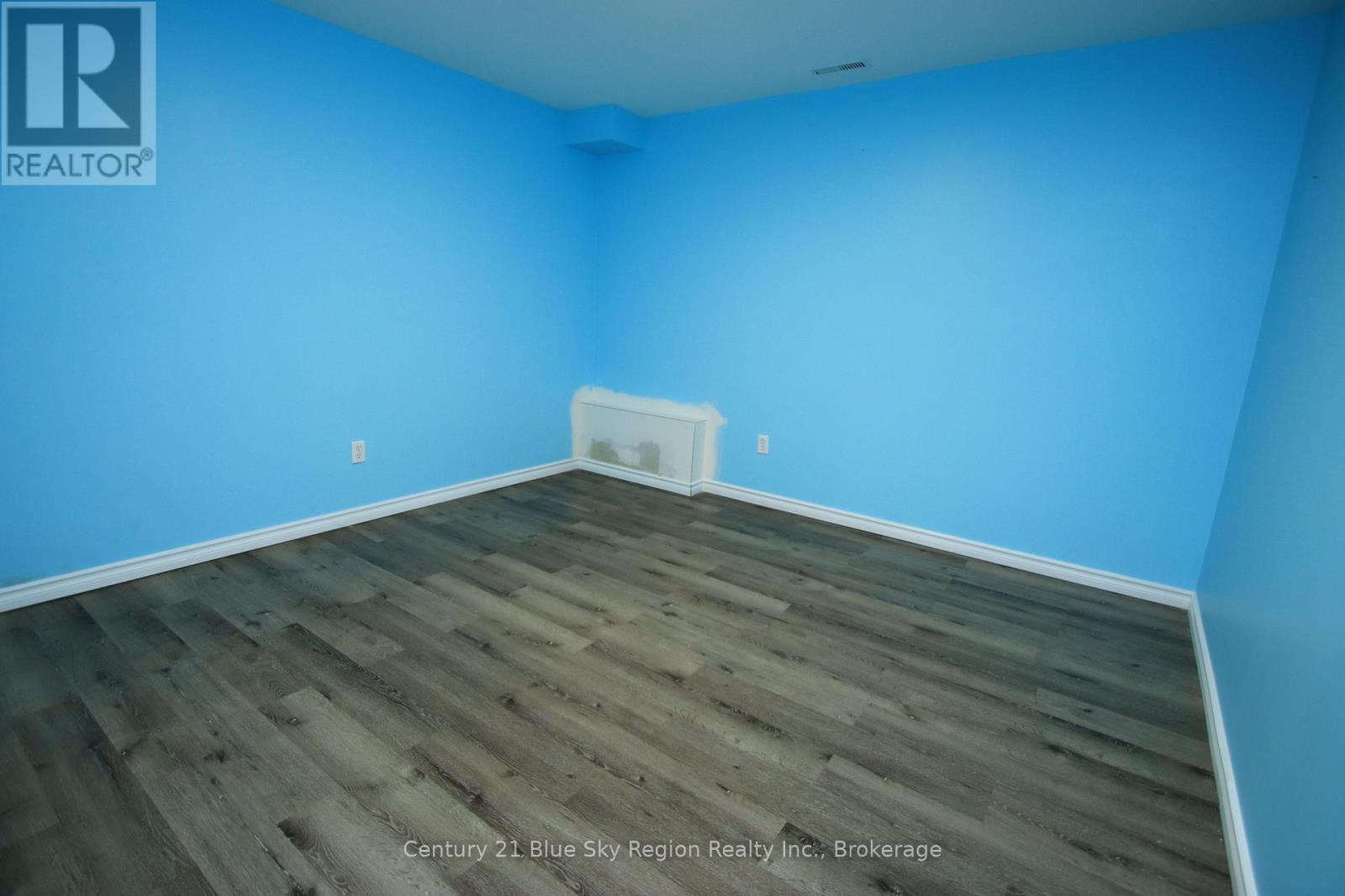 25 MEADOW DRIVE - Image 31