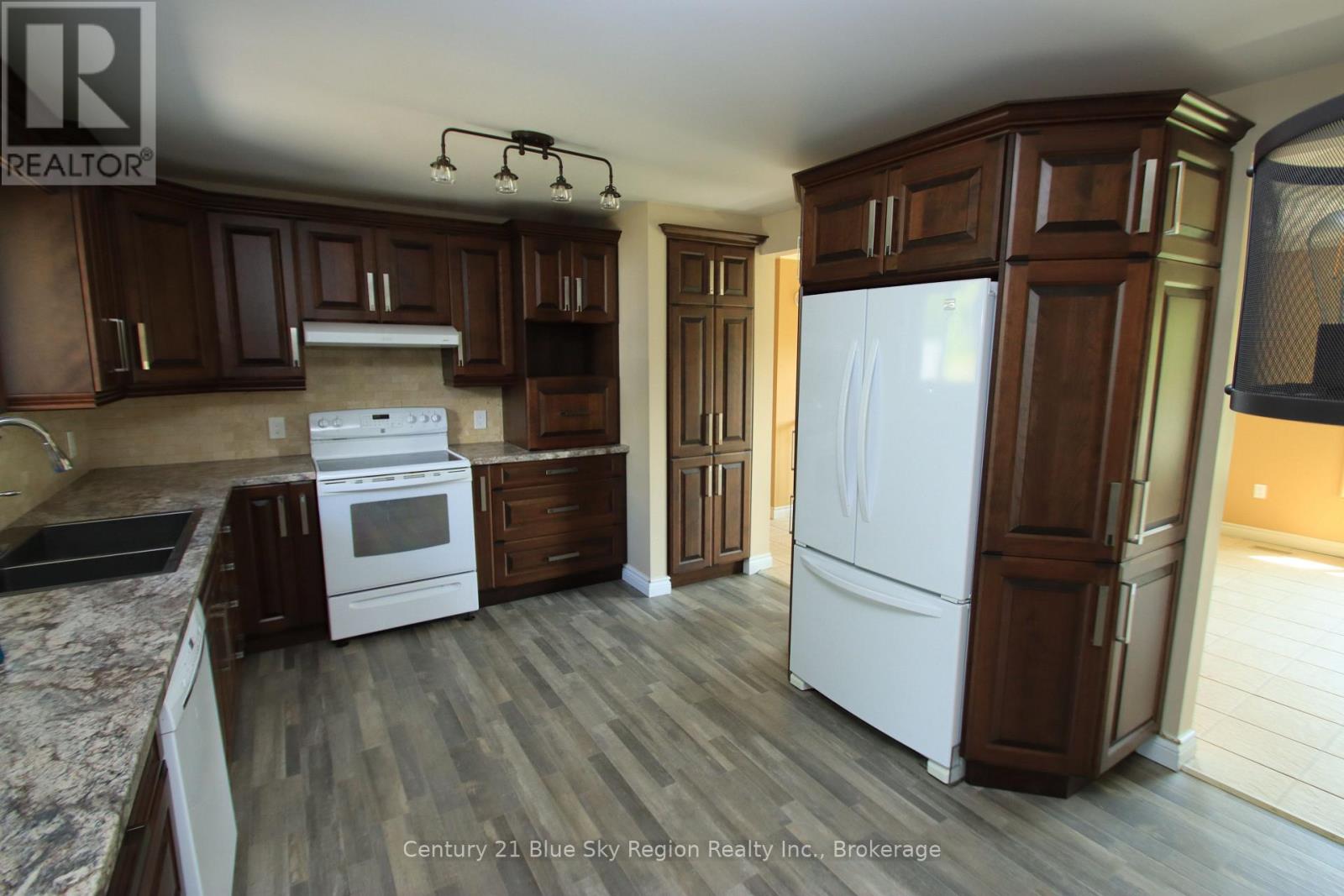 25 MEADOW DRIVE - Image 5