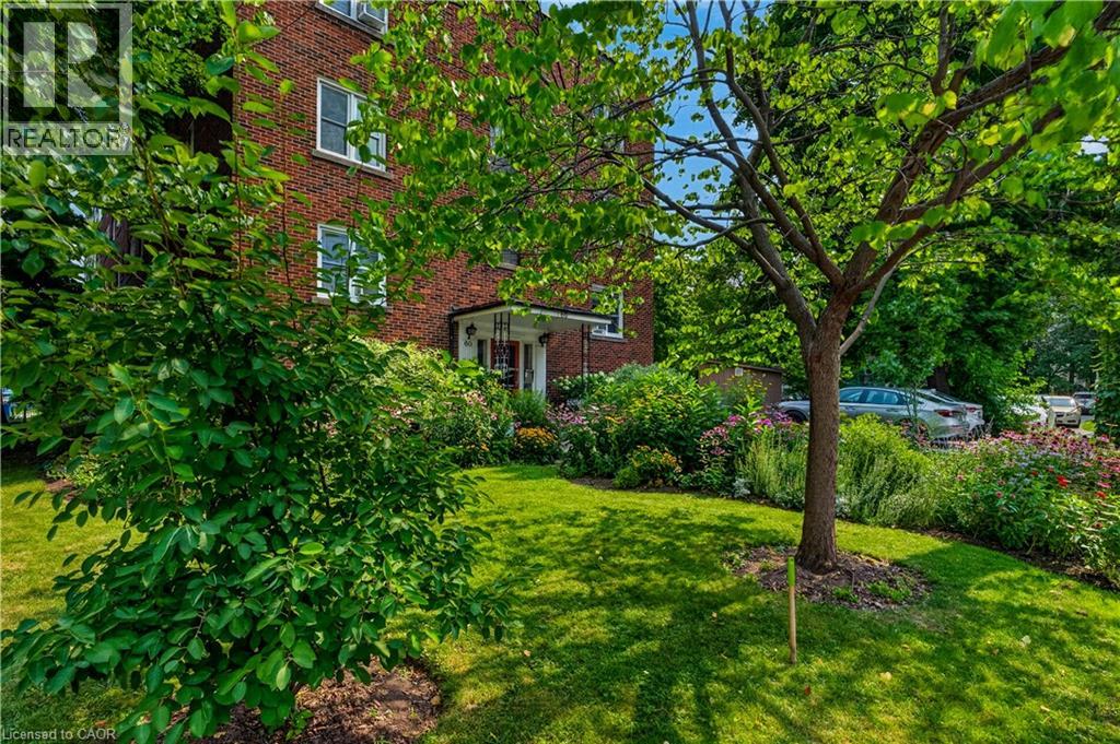 #104 60 ROBINSON Street - 10