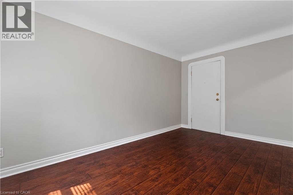 #104 60 ROBINSON Street - 24