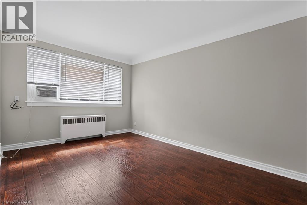 #104 60 ROBINSON Street - 25