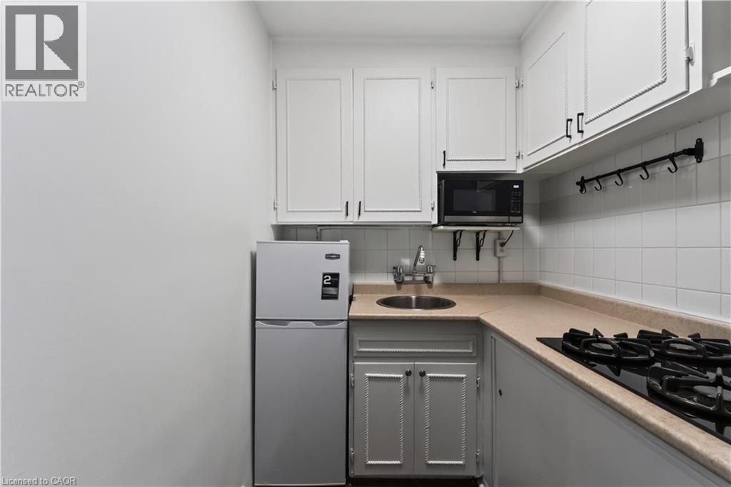 #104 60 ROBINSON Street - 29