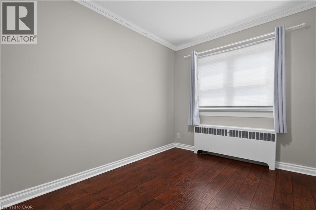 #104 60 ROBINSON Street - 38