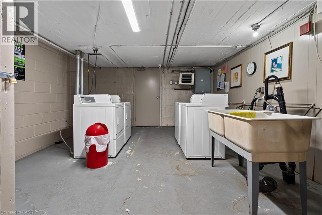 #104 60 ROBINSON Street - Image 42