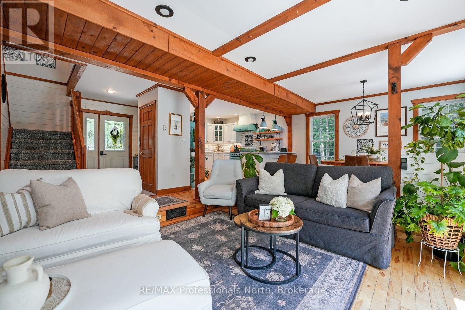 1057 SUBURBAN COURT - Image 13