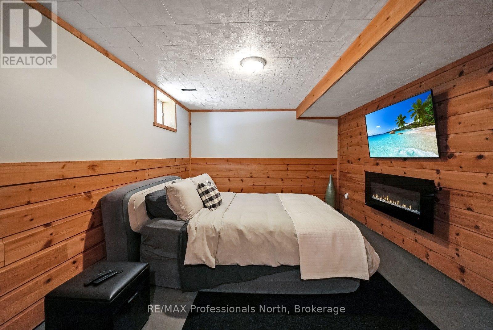 1057 SUBURBAN COURT - Image 37