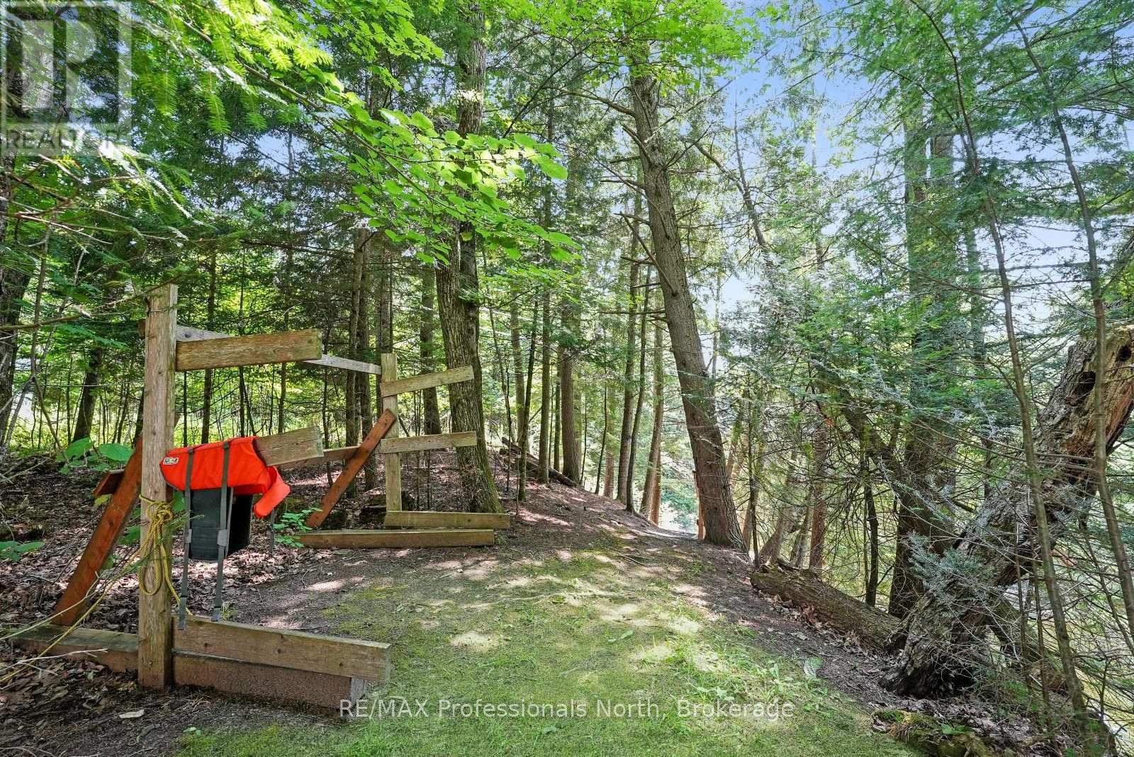 1057 SUBURBAN COURT - Image 46