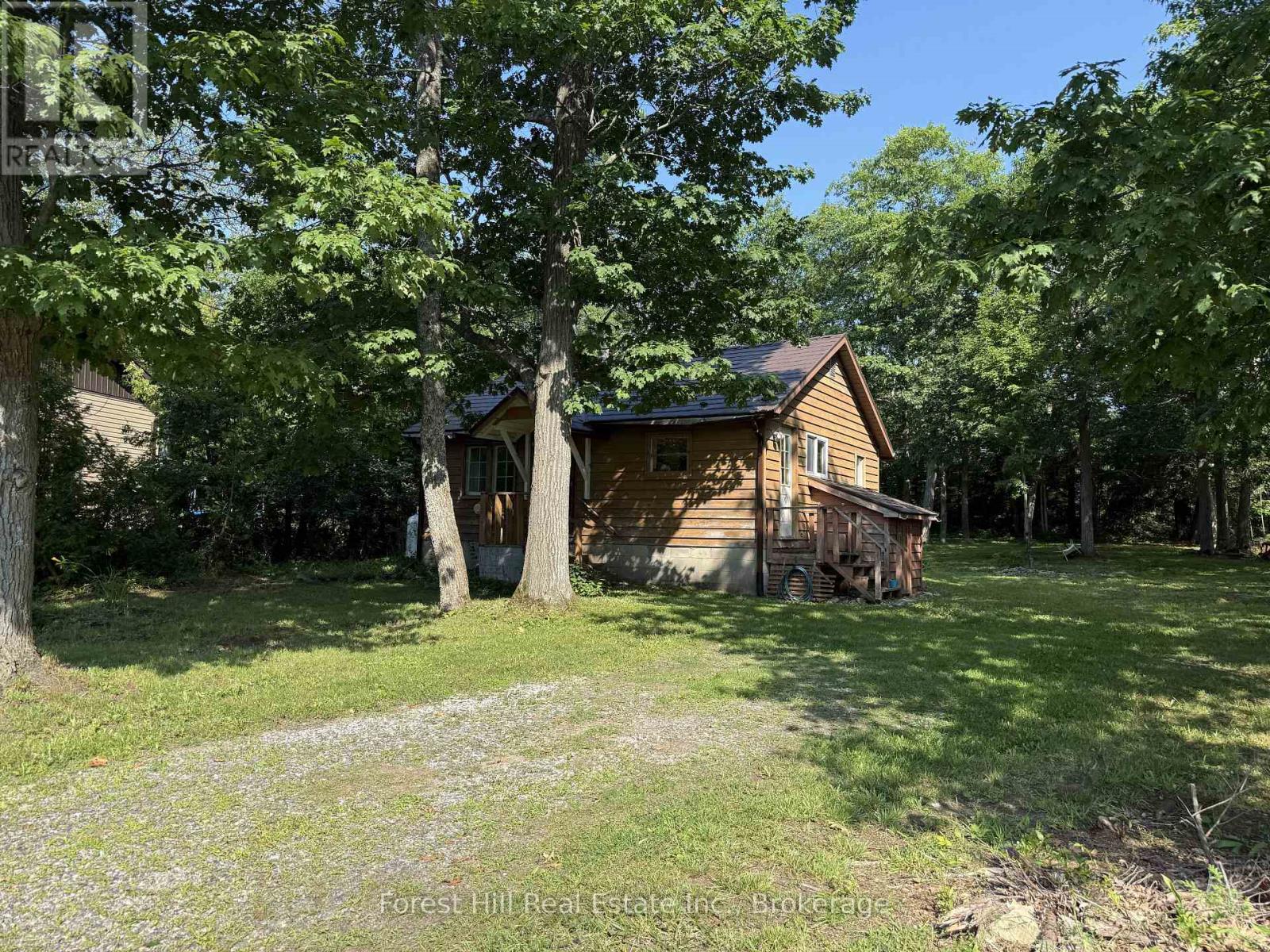 1033 GREY STREET - 3