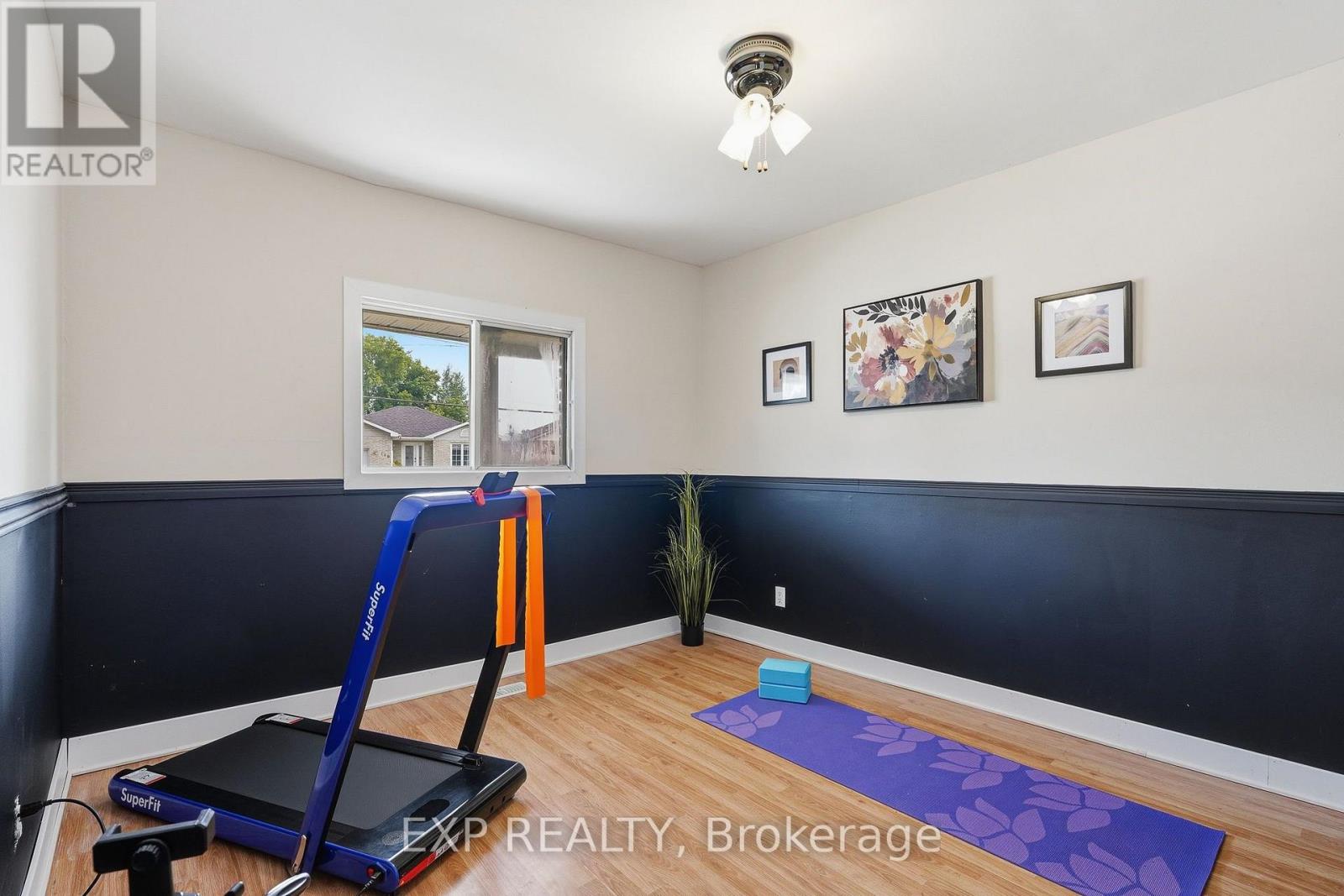 129 LAURIER STREET - 14