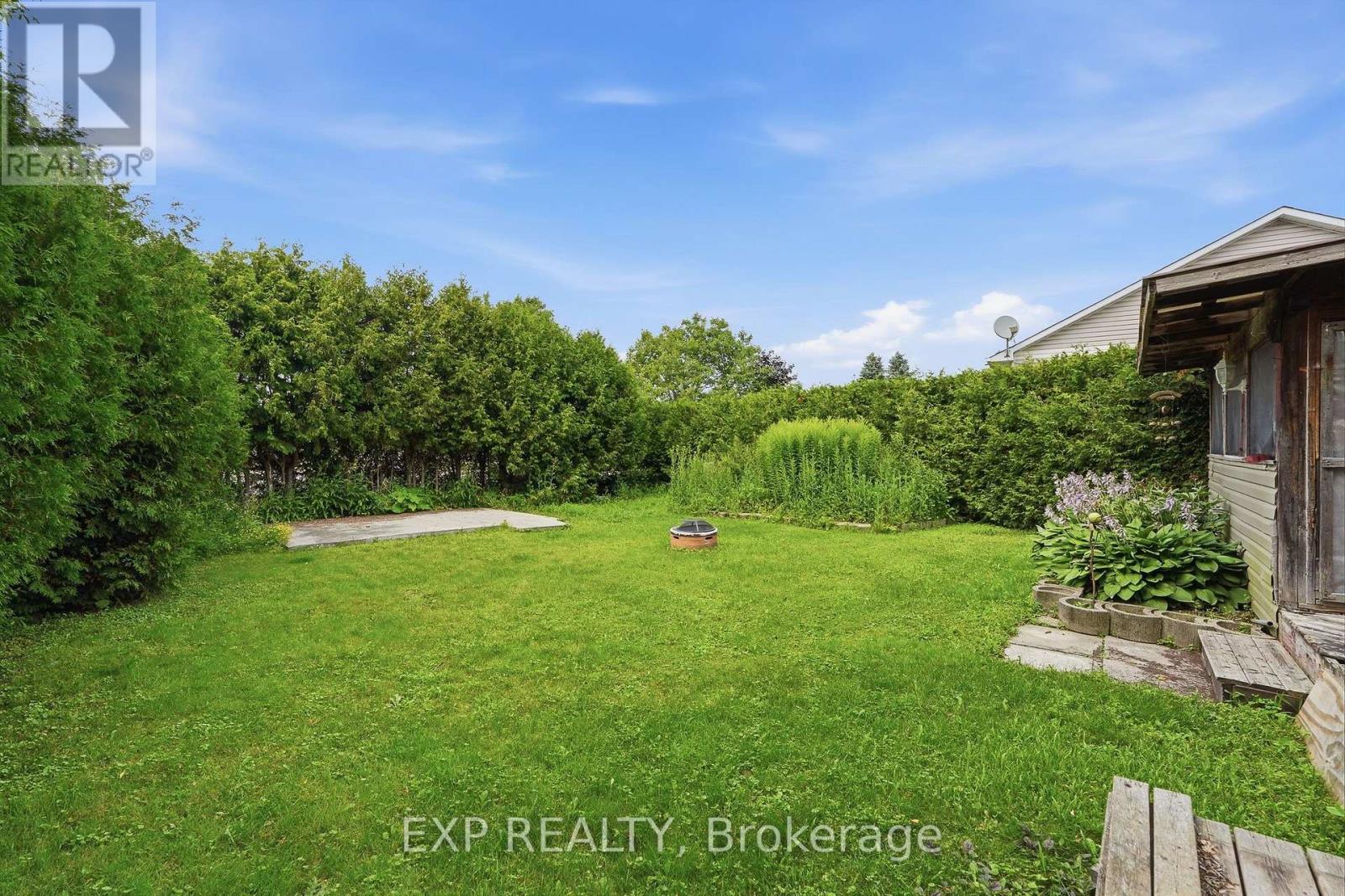 129 LAURIER STREET - 20