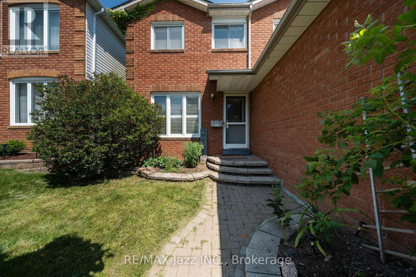 110 FREELAND AVENUE E - Image 3