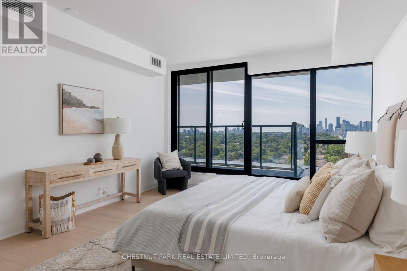 #1602 33 FREDERICK TODD WAY - 17