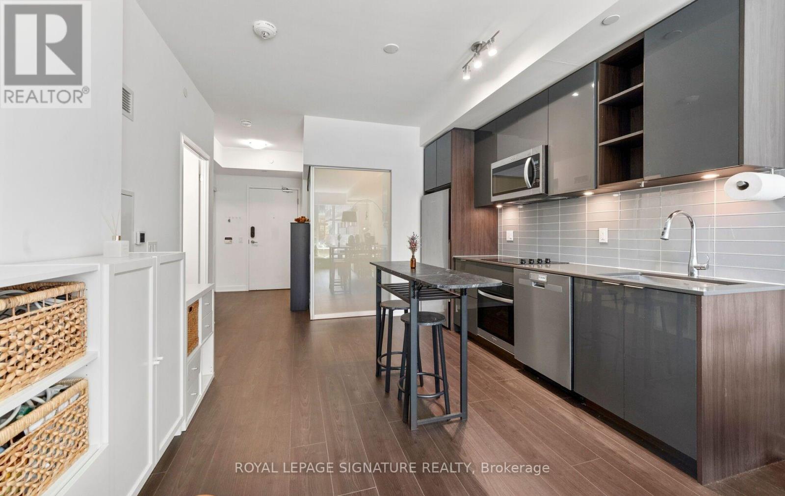 #427 543 RICHMOND STREET W - 6