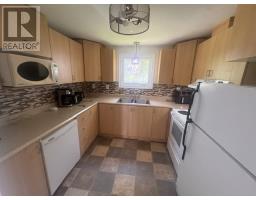 43 Bennett Drive thumbnail 12