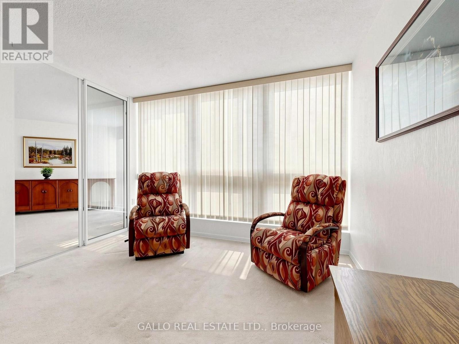 #203 10 KENNETH AVENUE - Image 29