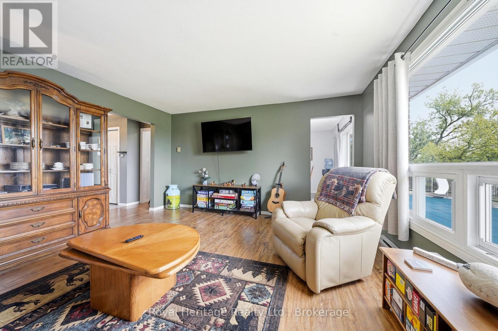 834 MELROSE ROAD - 12