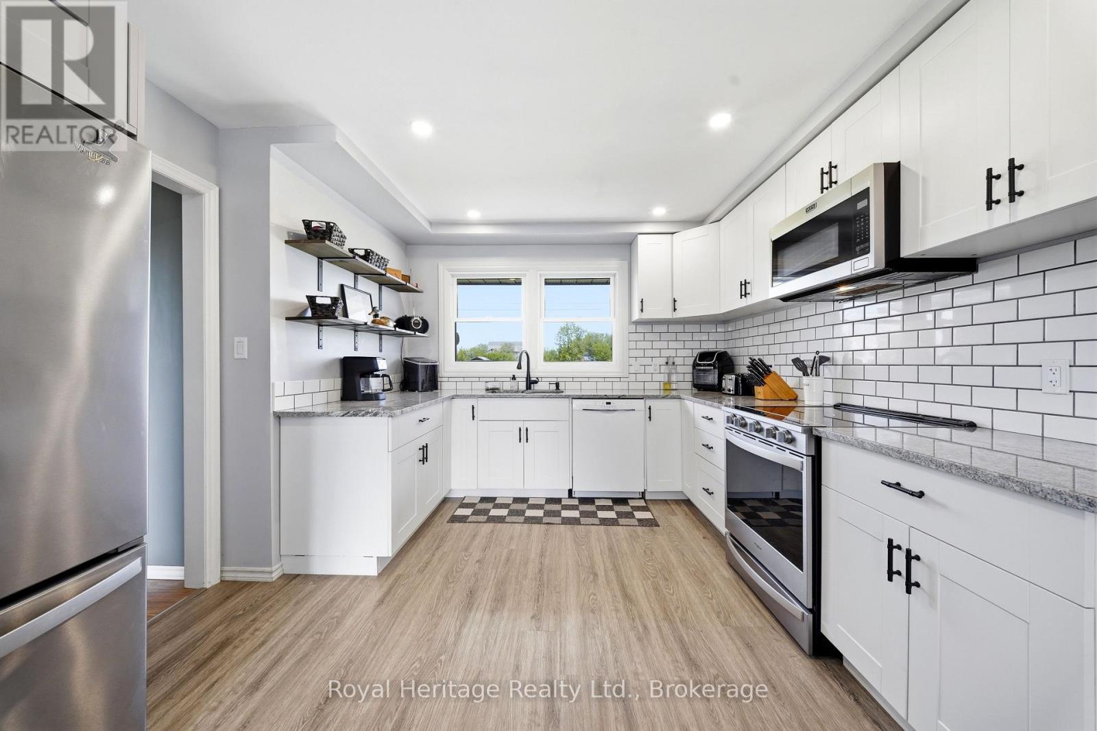 834 MELROSE ROAD - Image 17