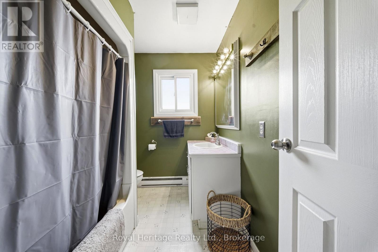 834 MELROSE ROAD - 26