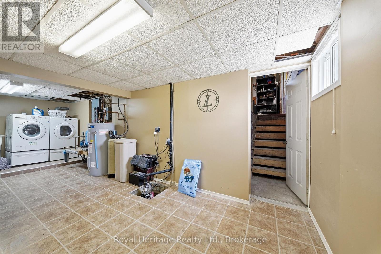 834 MELROSE ROAD - 33