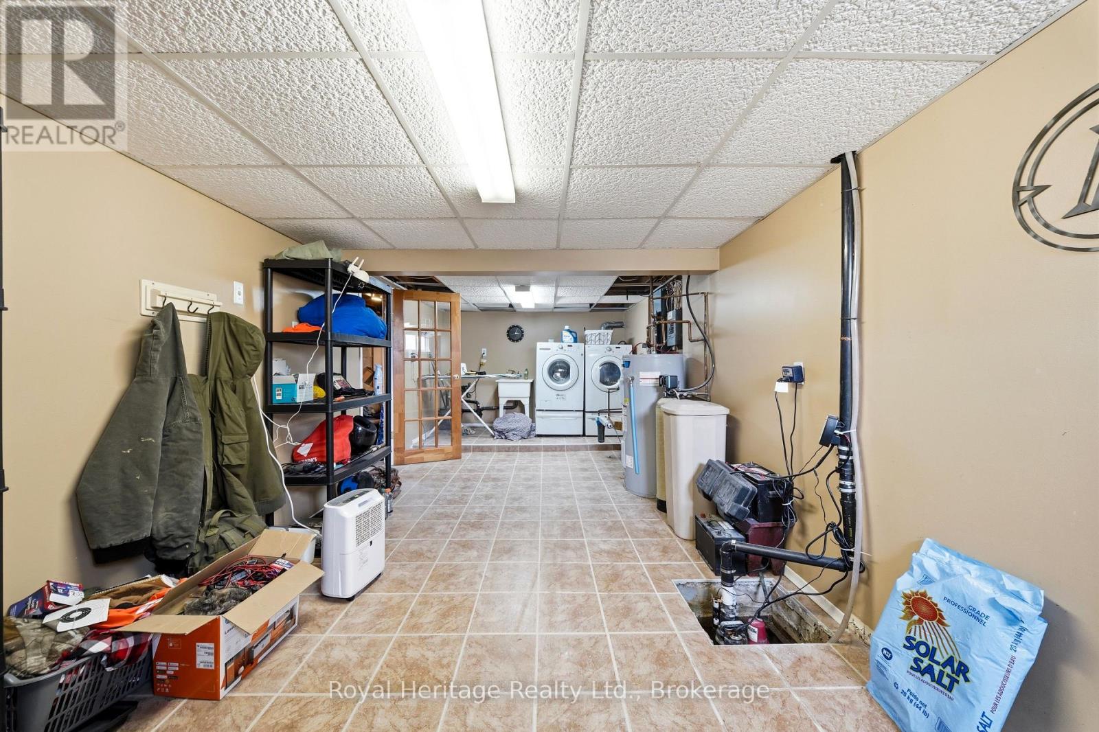 834 MELROSE ROAD - 34