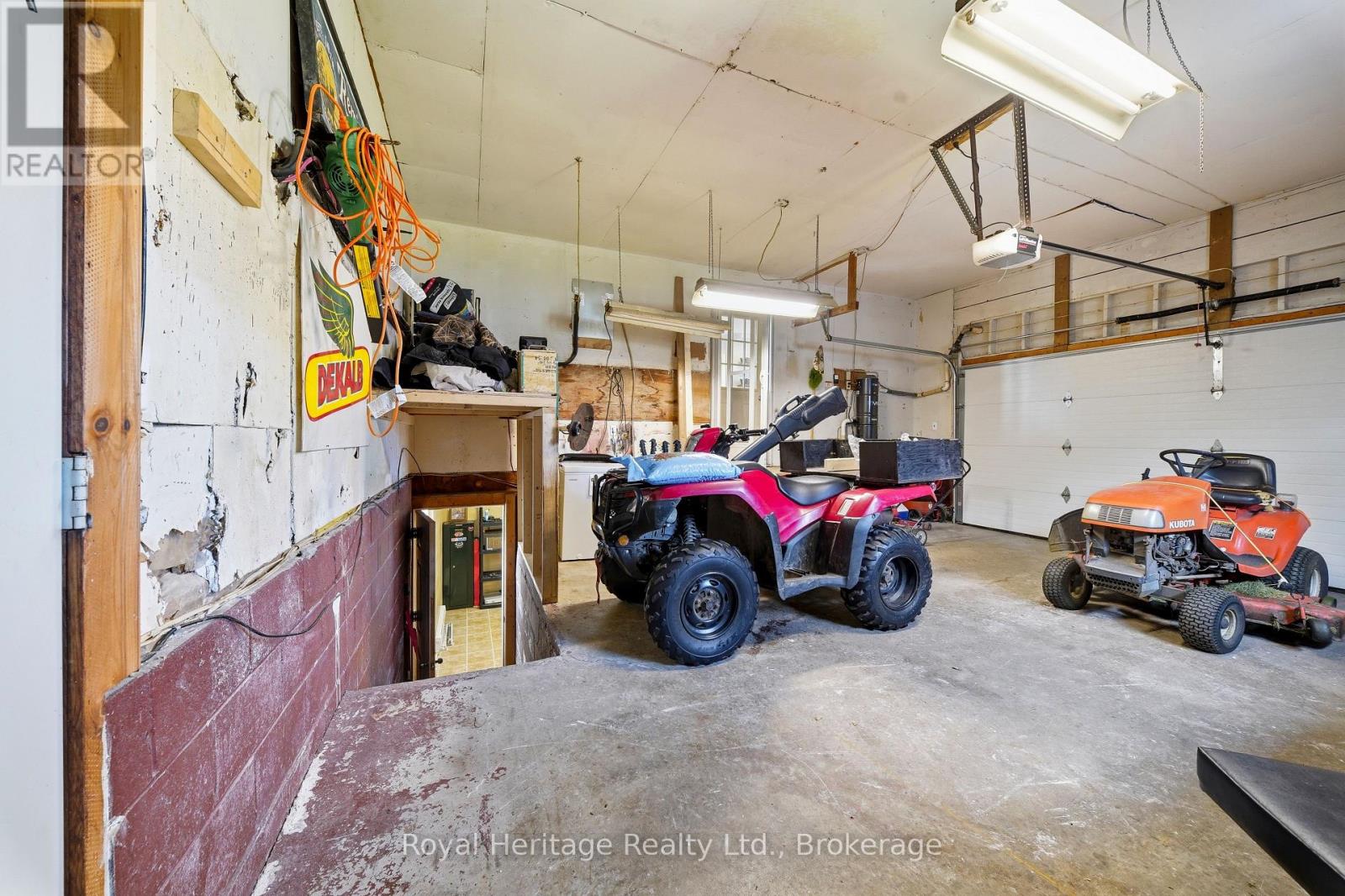 834 MELROSE ROAD - 35