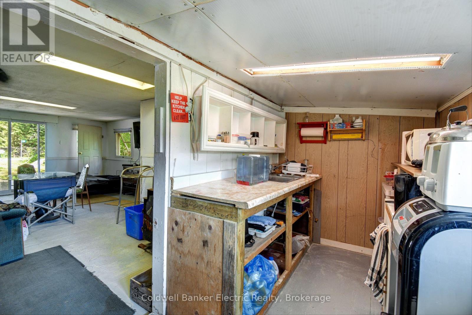 49 RIVER ROAD - 17